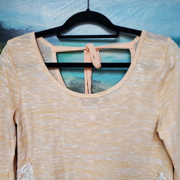 Charming Charlie Crochet Detail Peach Knit Top - Picture 5 of 11